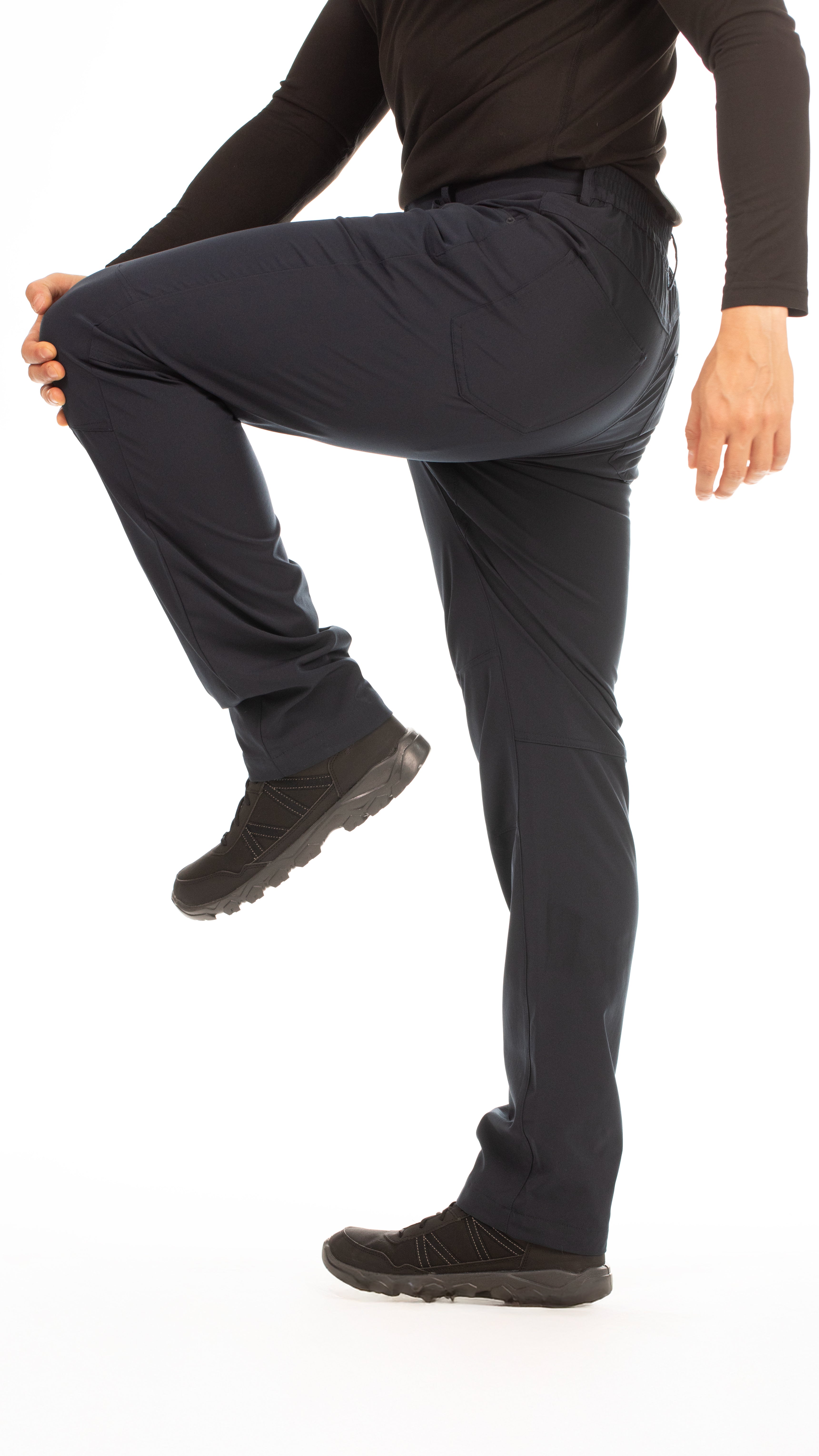color:navy