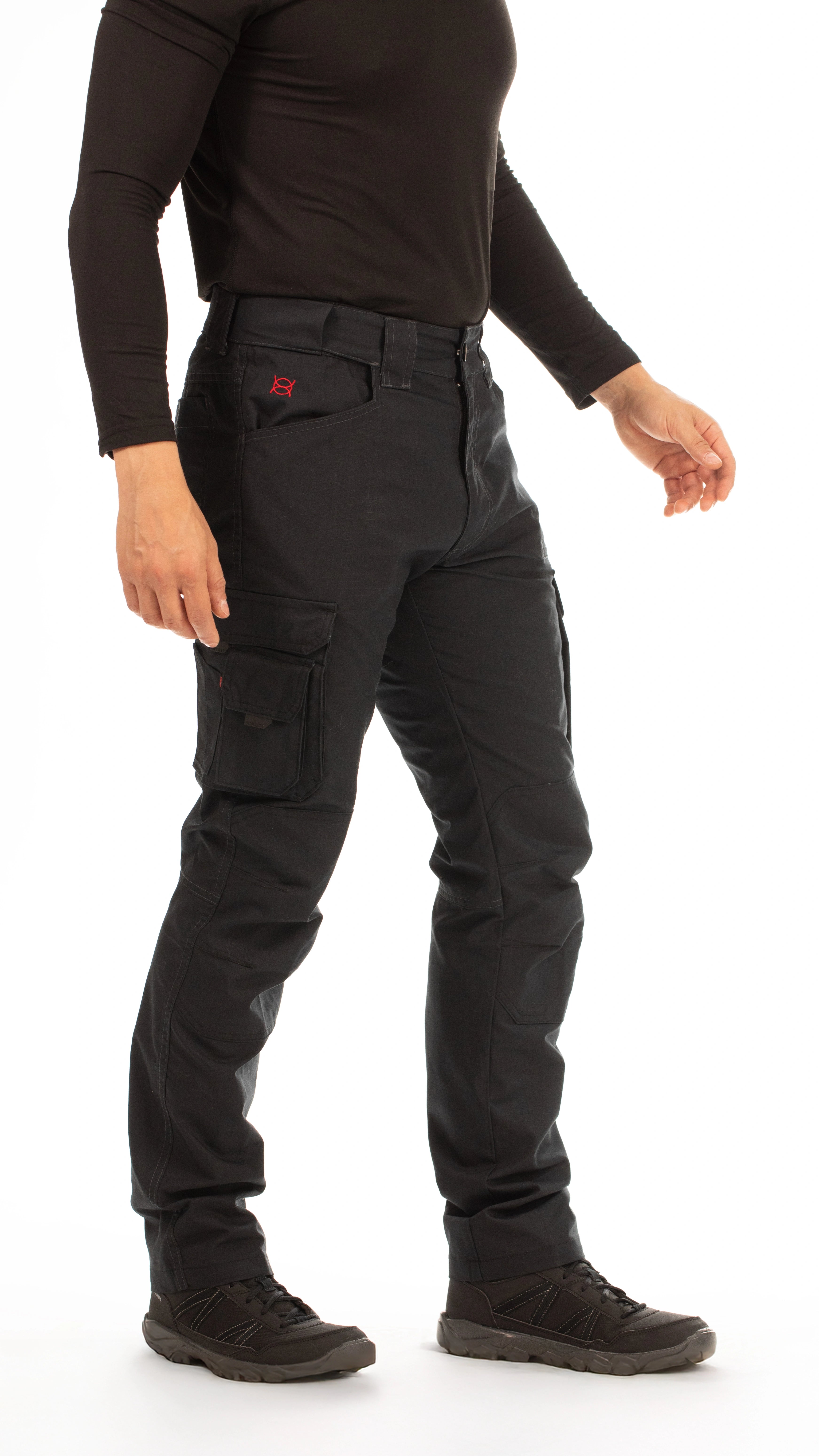 color:black