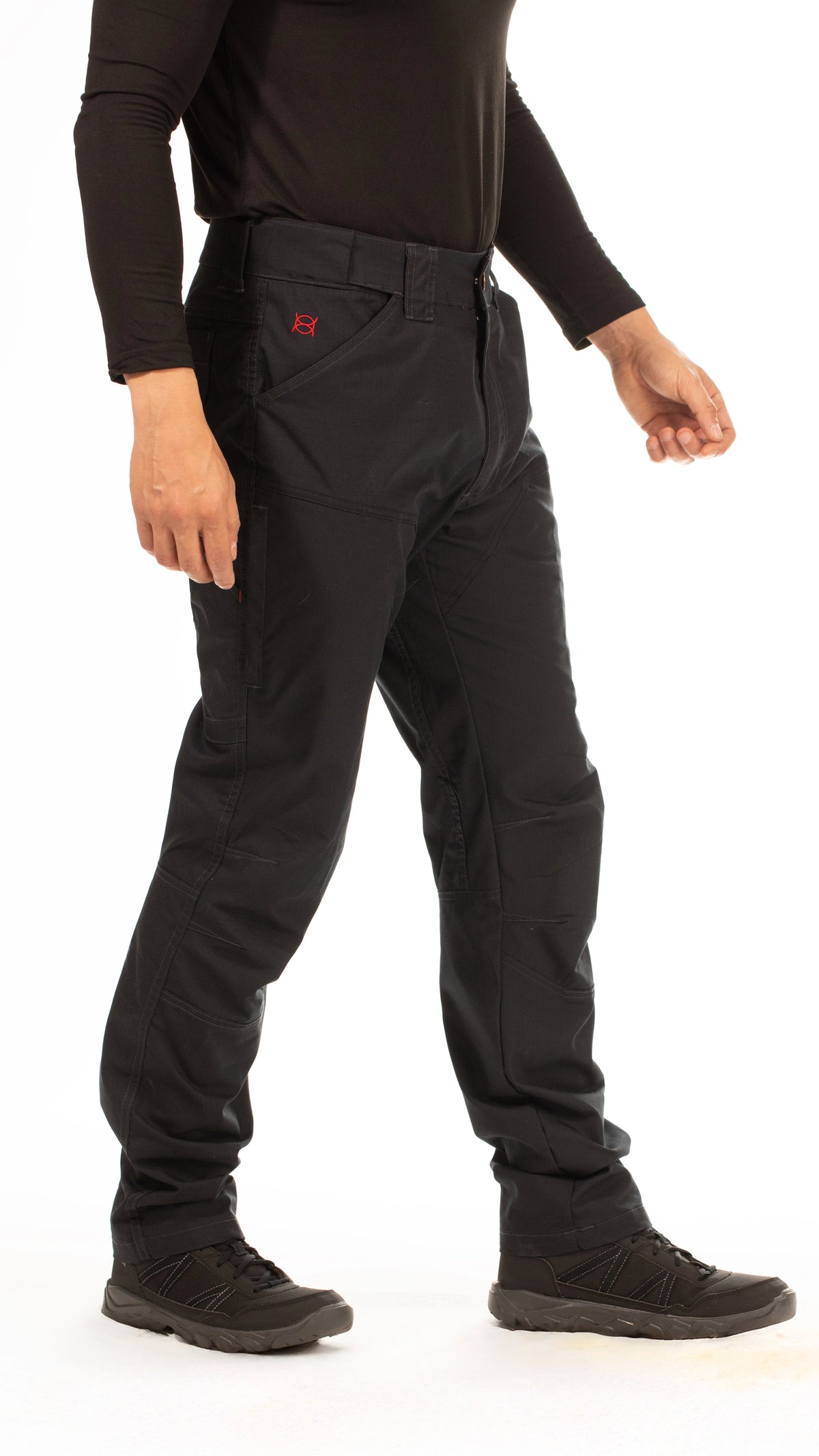 color:black