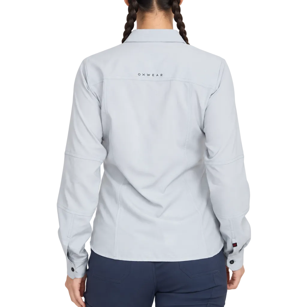 color:grey