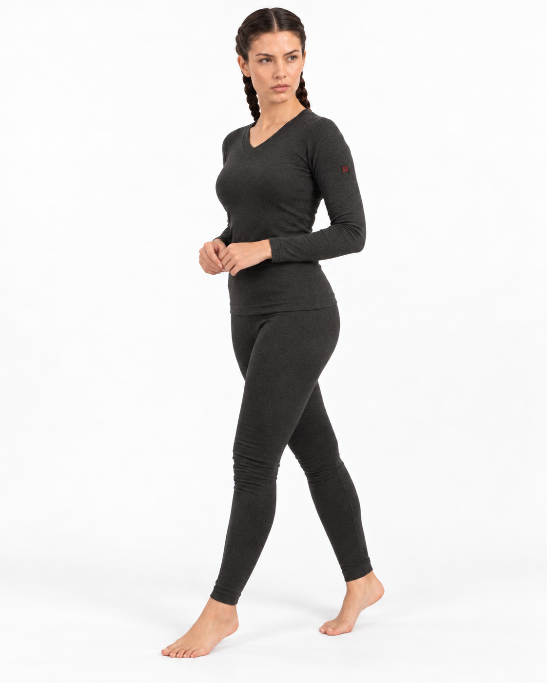 color:black