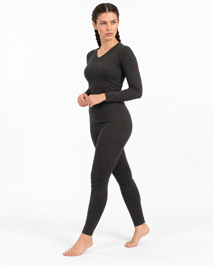 color:black