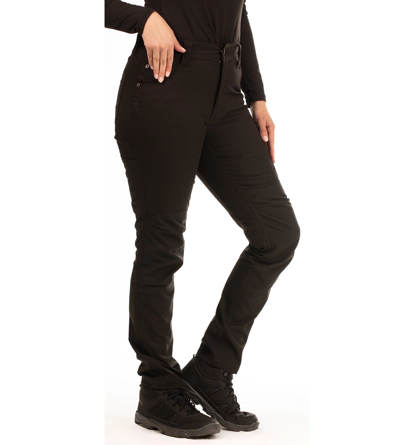 color:black