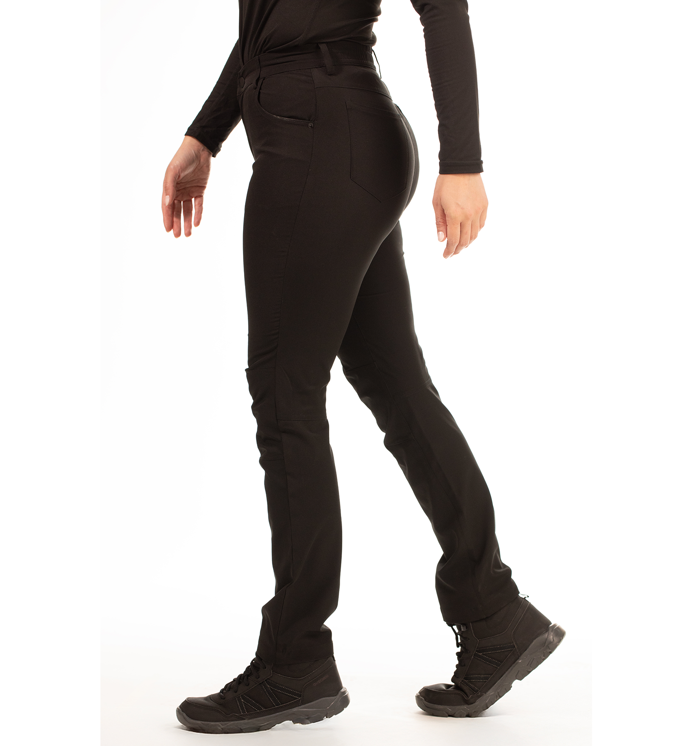 color:black