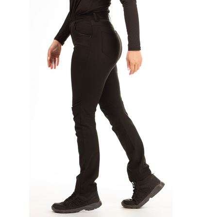 color:black