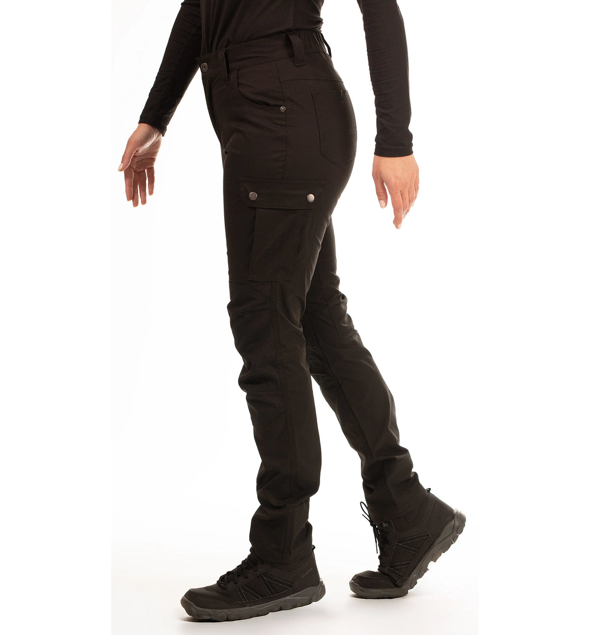 color:black