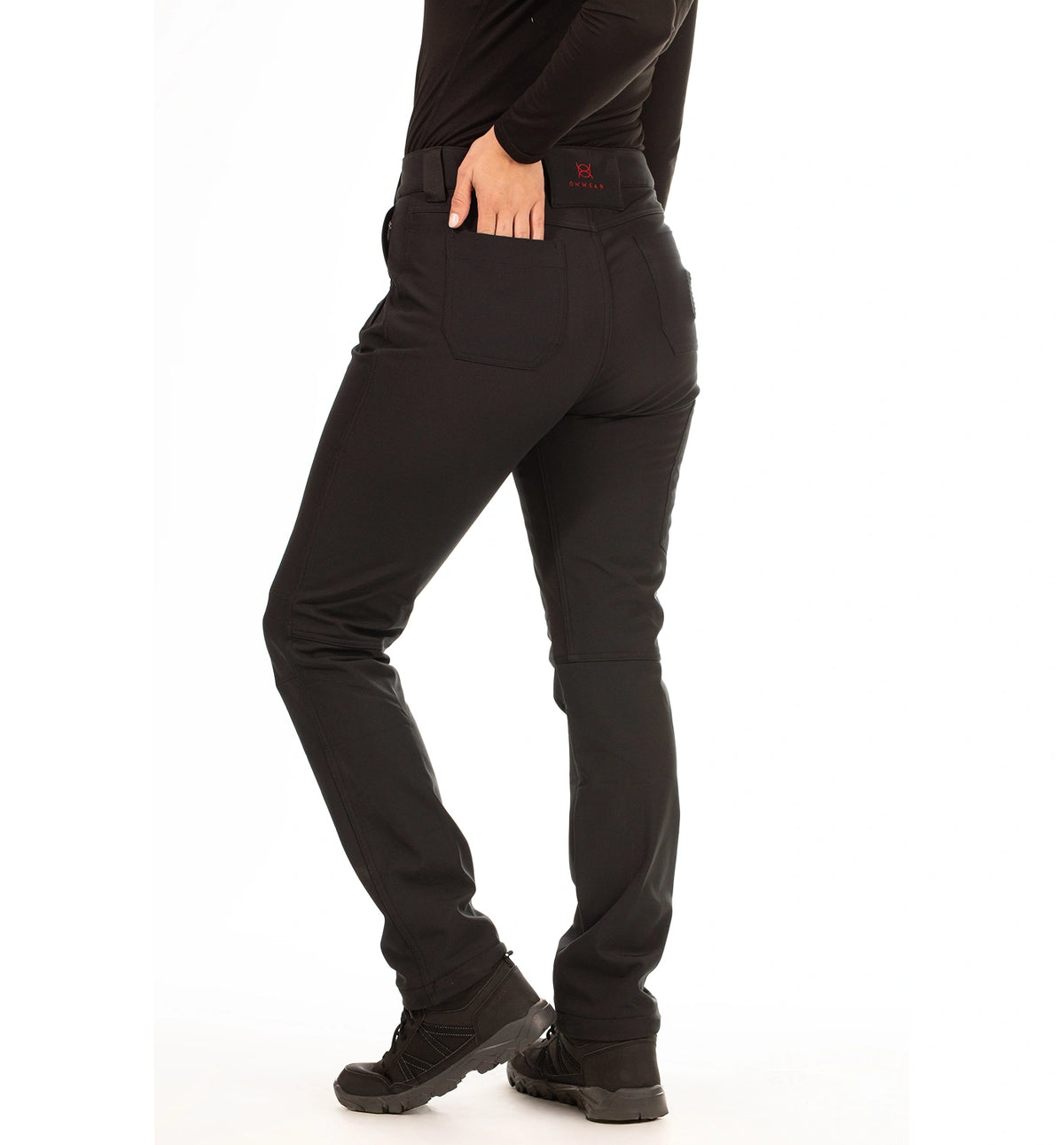 color:black