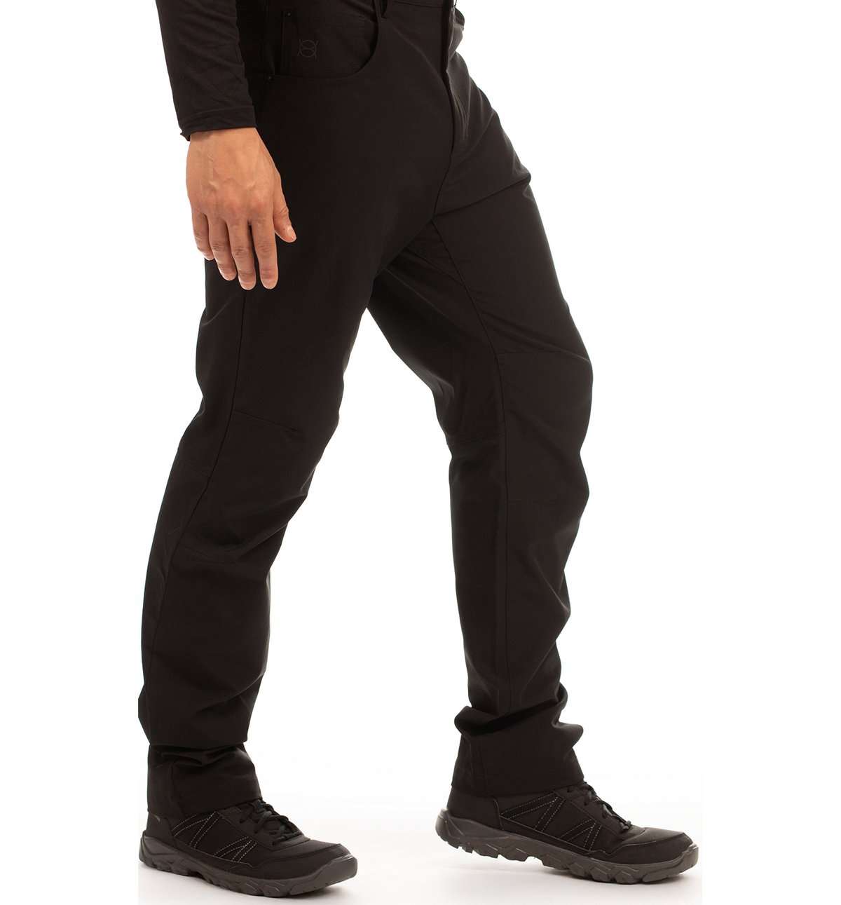 color:black