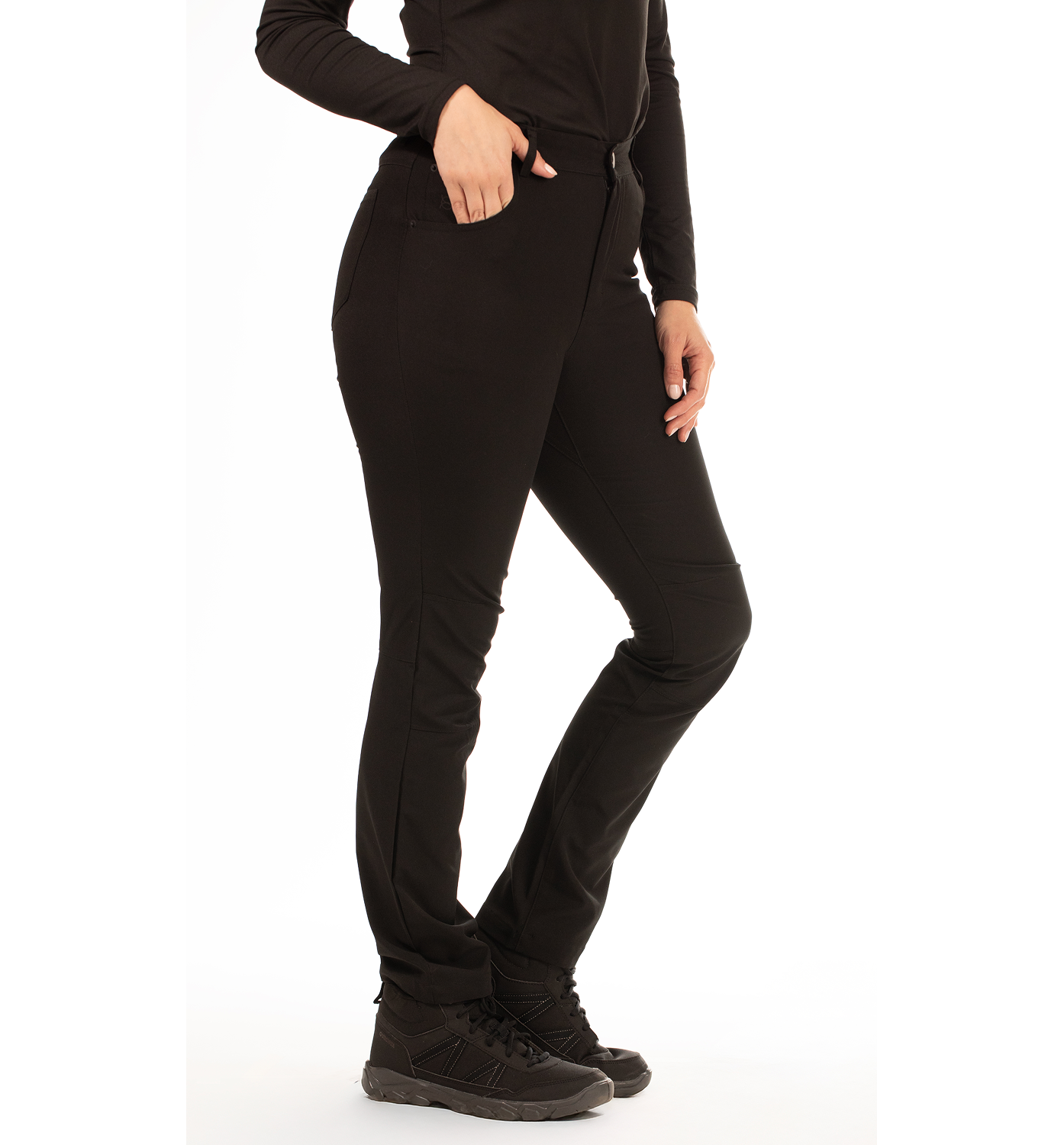 color:black