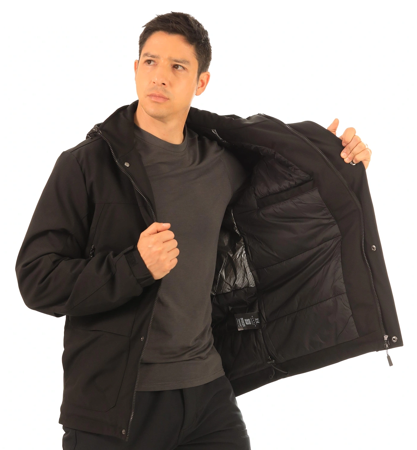 color:black