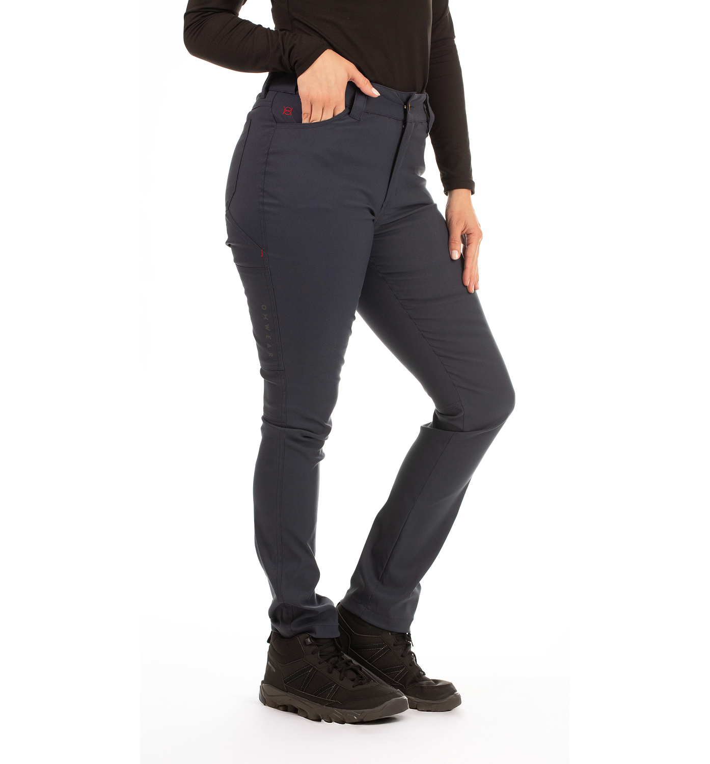 color:navy