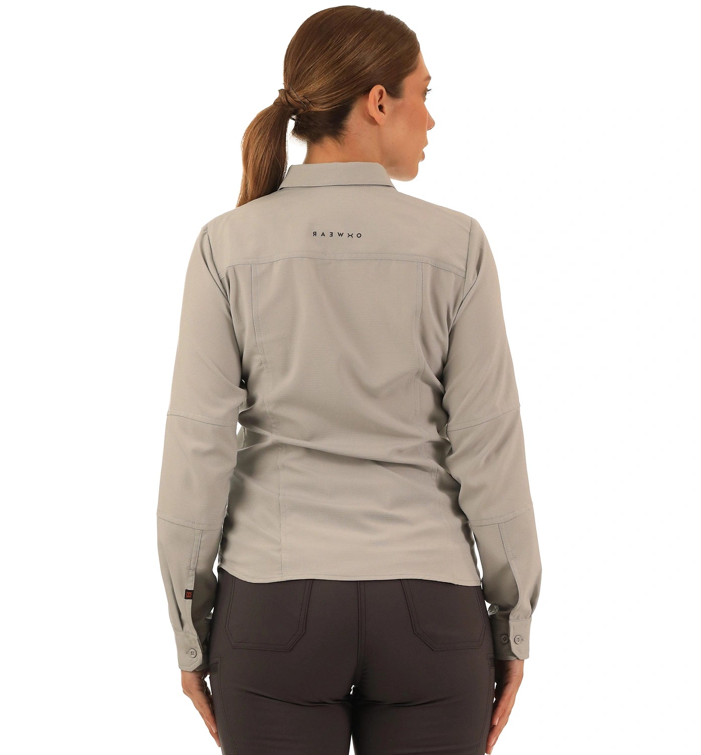 color:grey