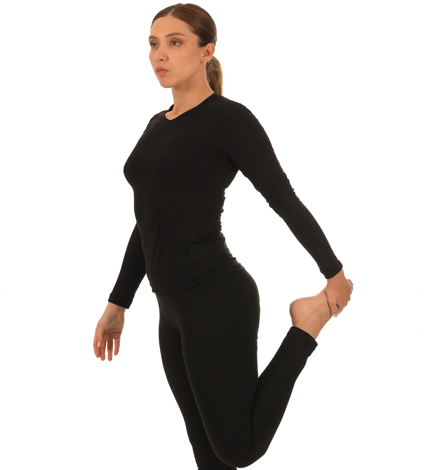 color:black