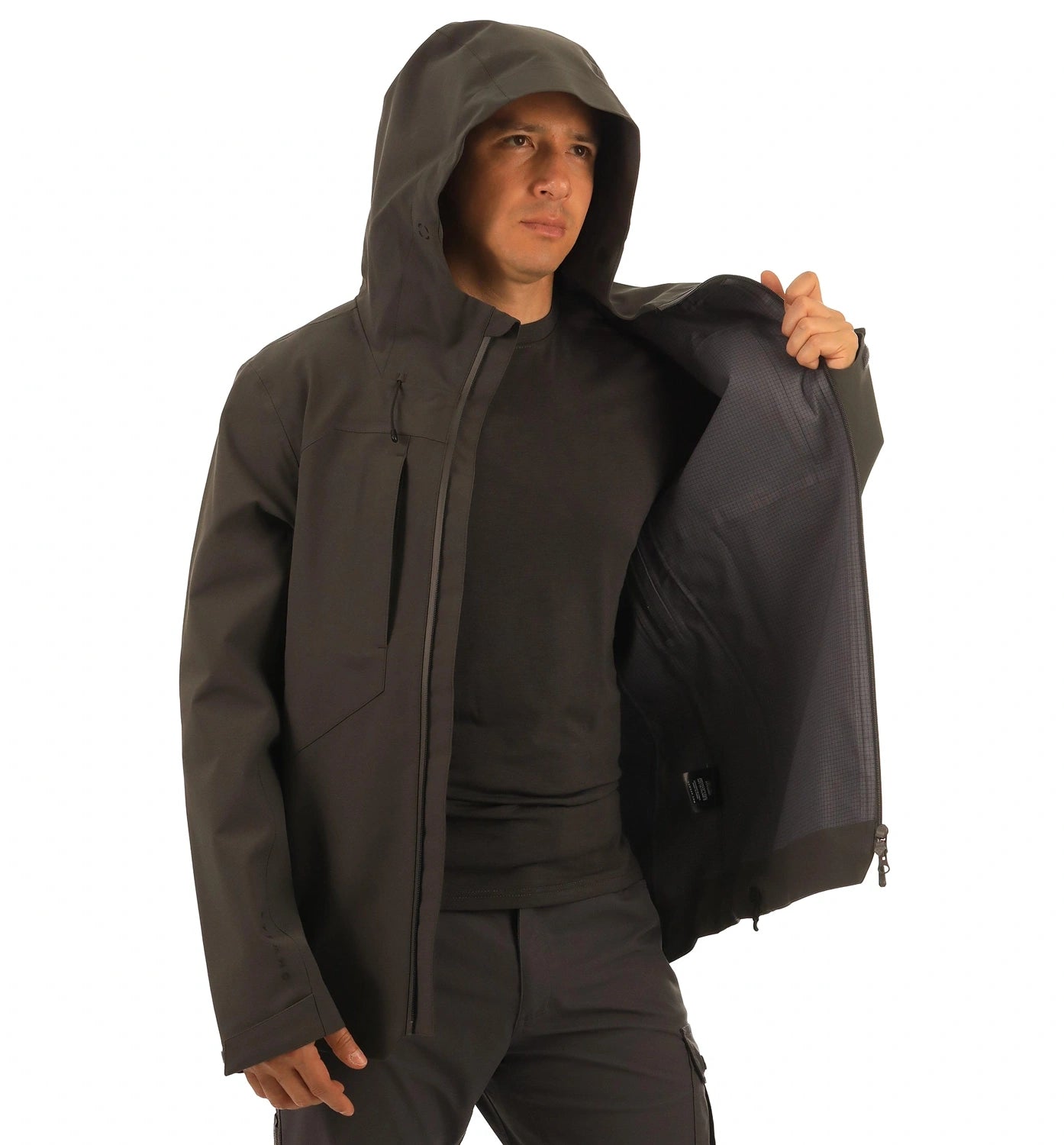 color:black