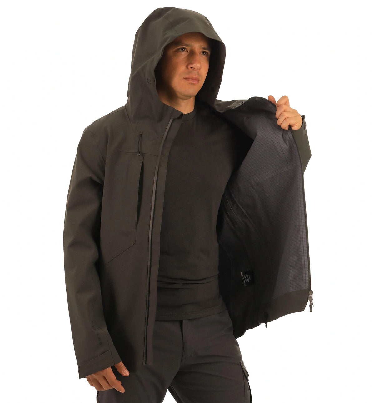 color:black
