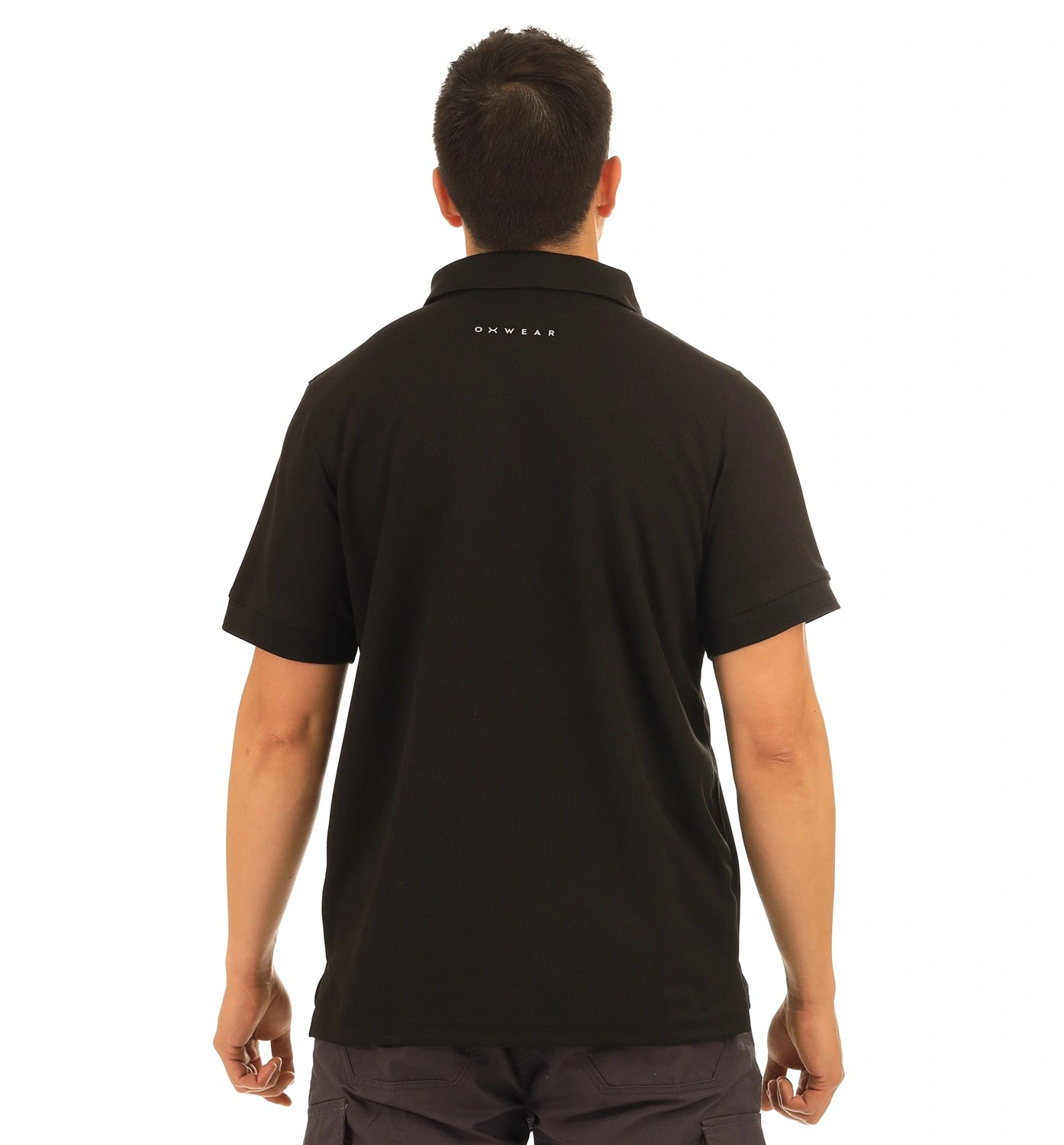 color:black