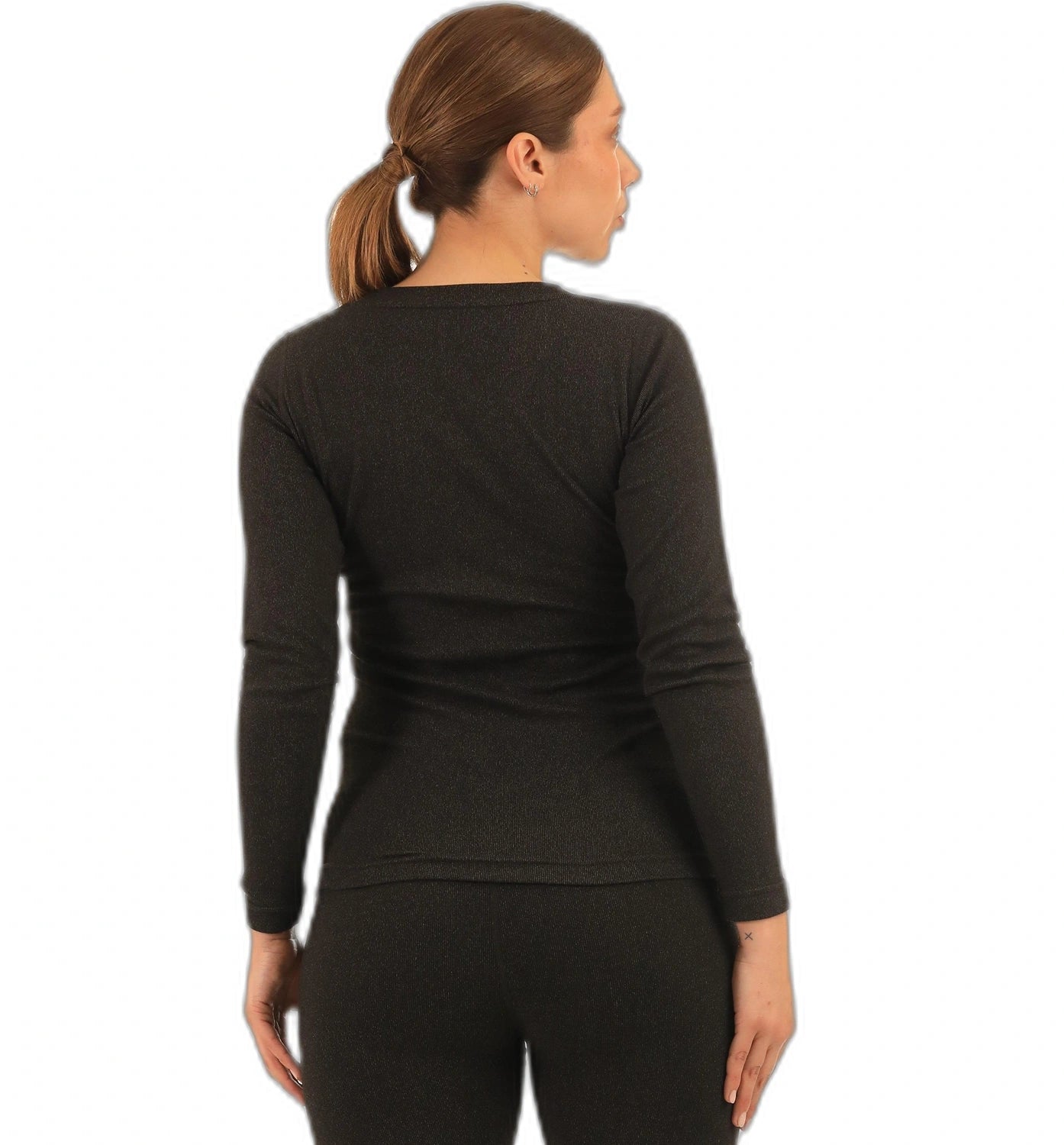 color:black