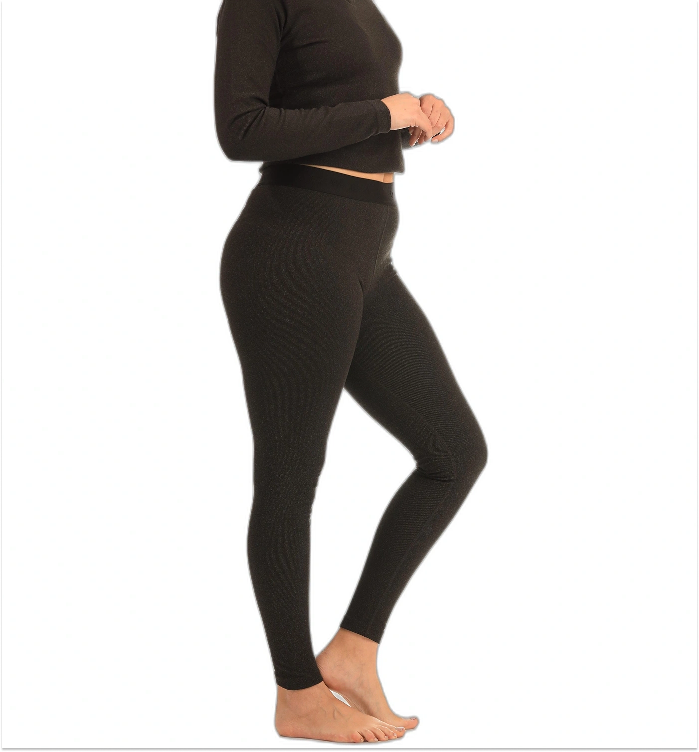 color:black