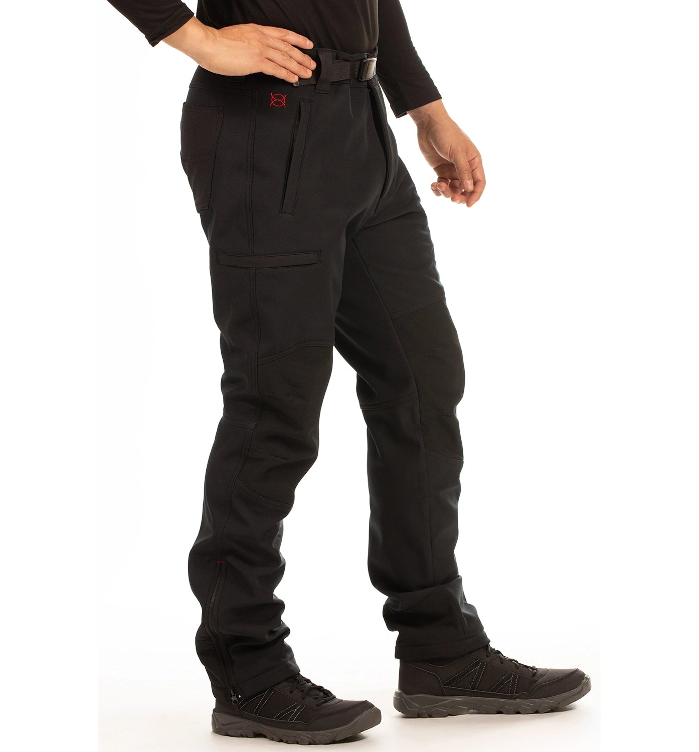 color:black