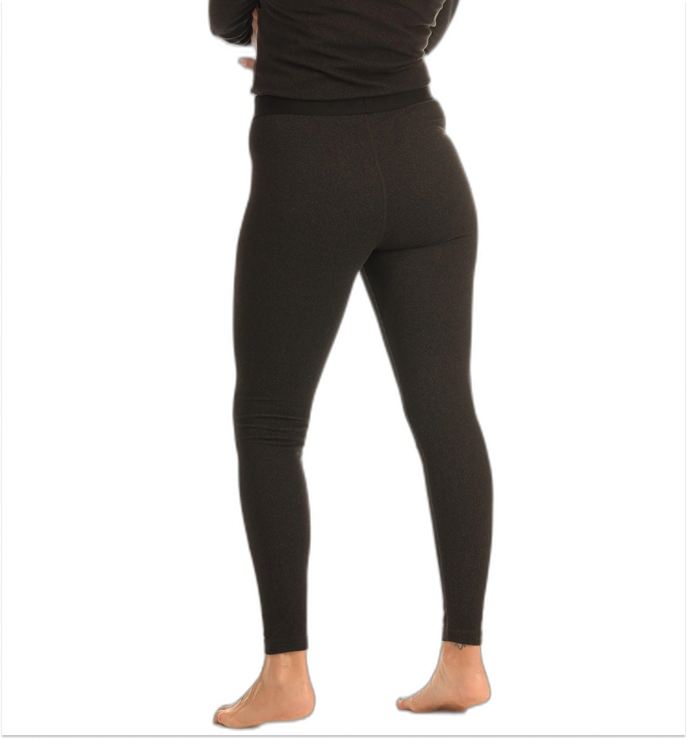 color:black
