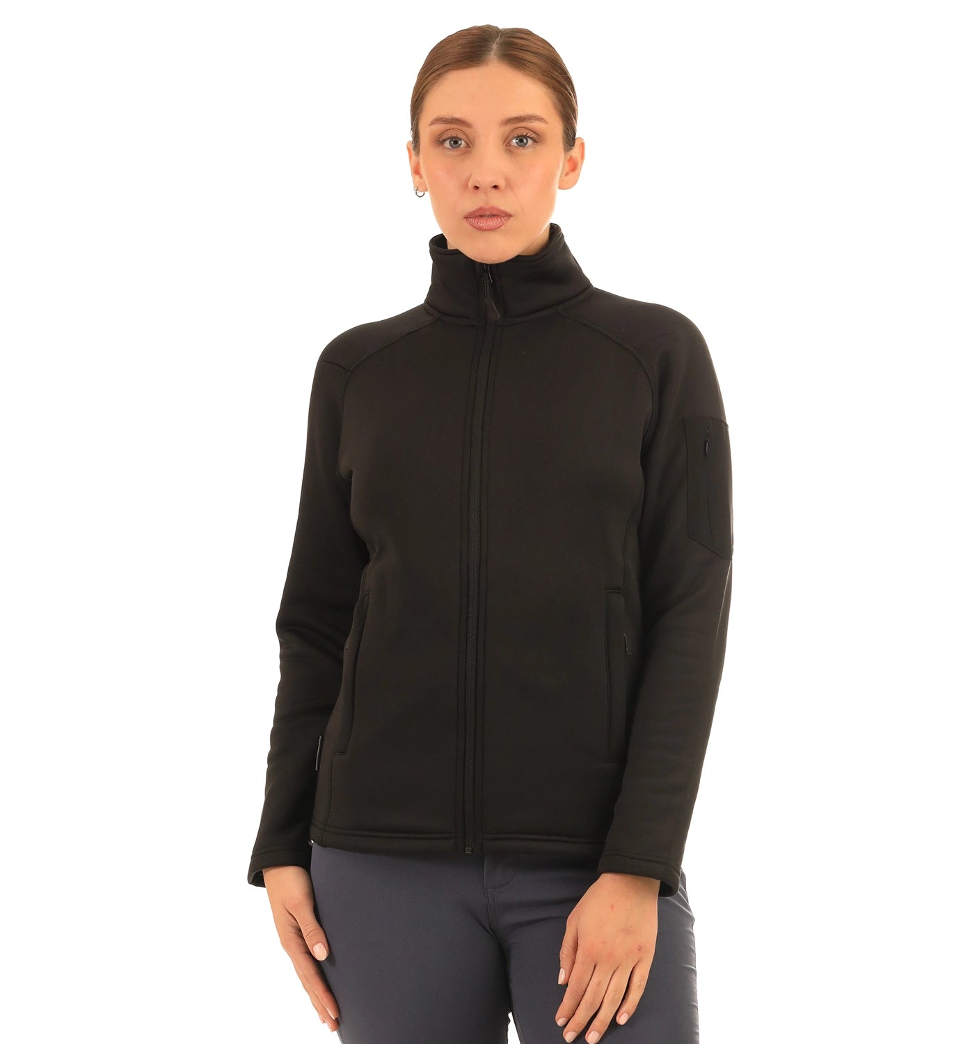color:black