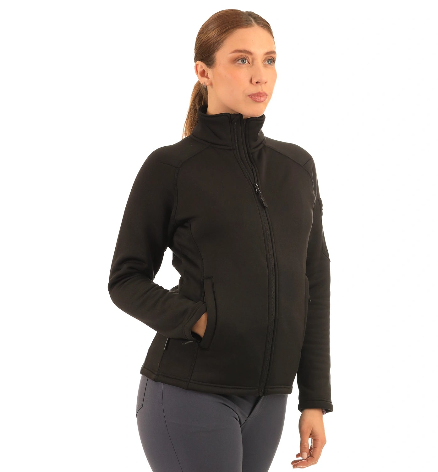 color:black