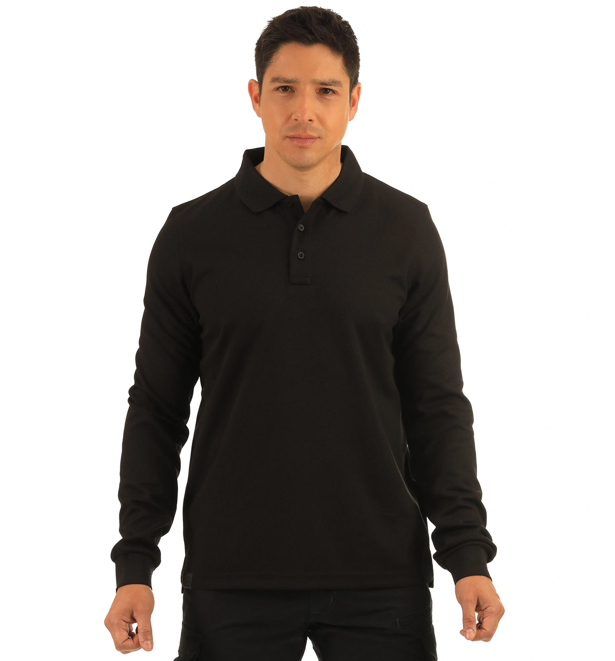 color:black
