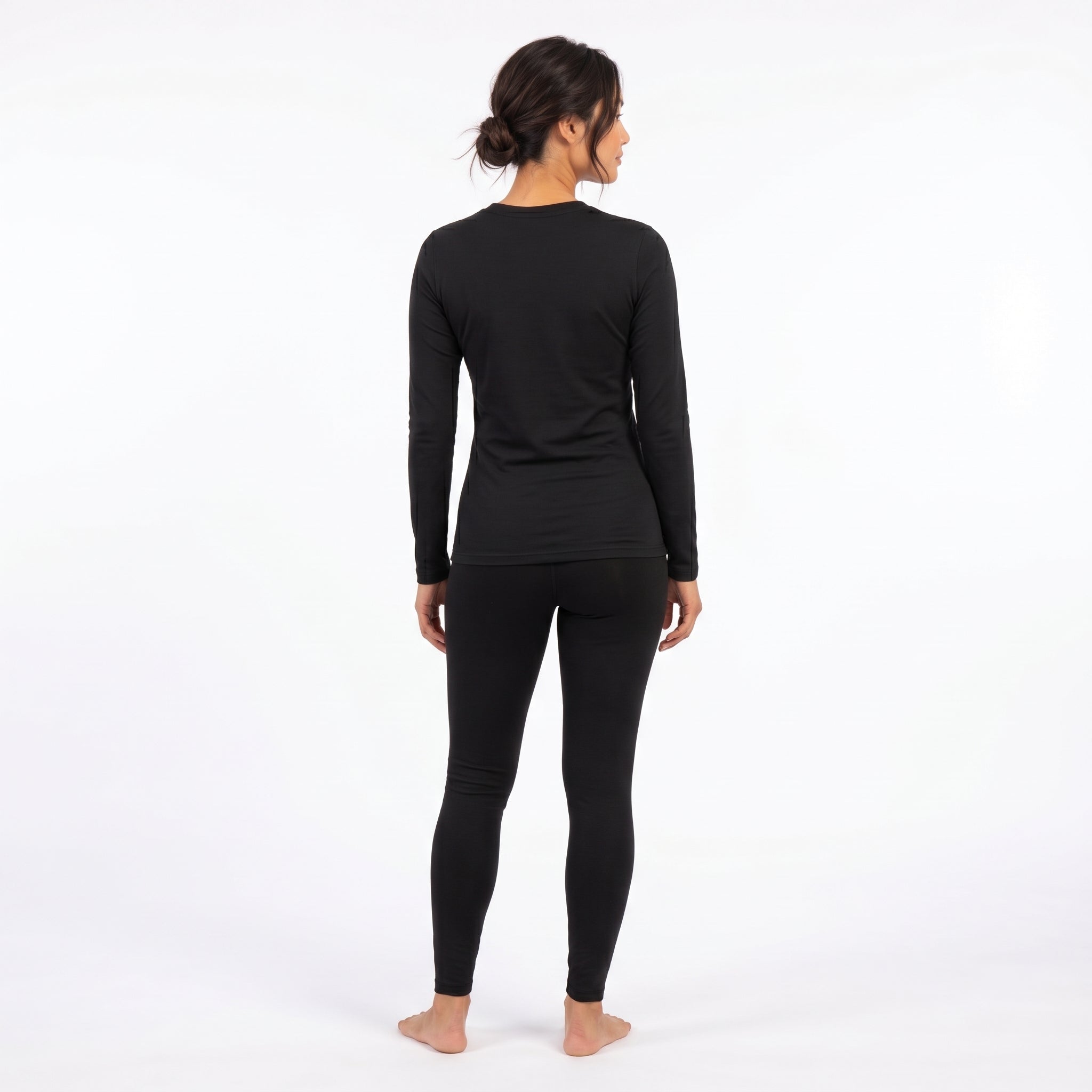 color:black